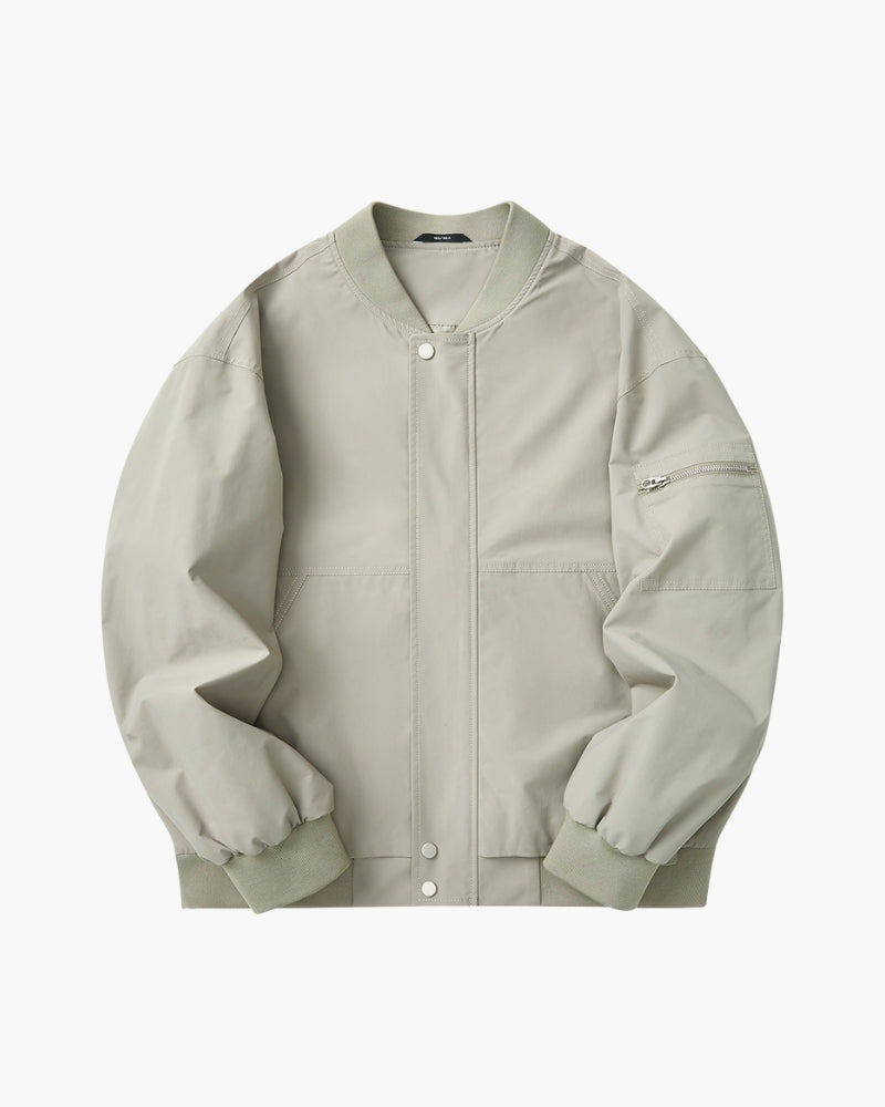 Minimalistische Bomberjacke